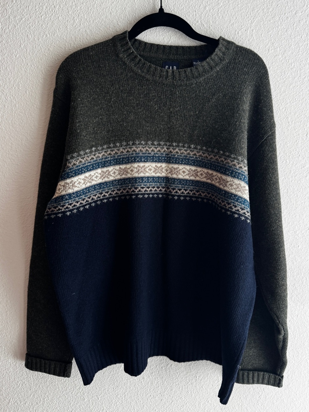 1990’s GAP Olive & Navy Fair Isle Men’s Lambswool Crewneck Sweater in size Large